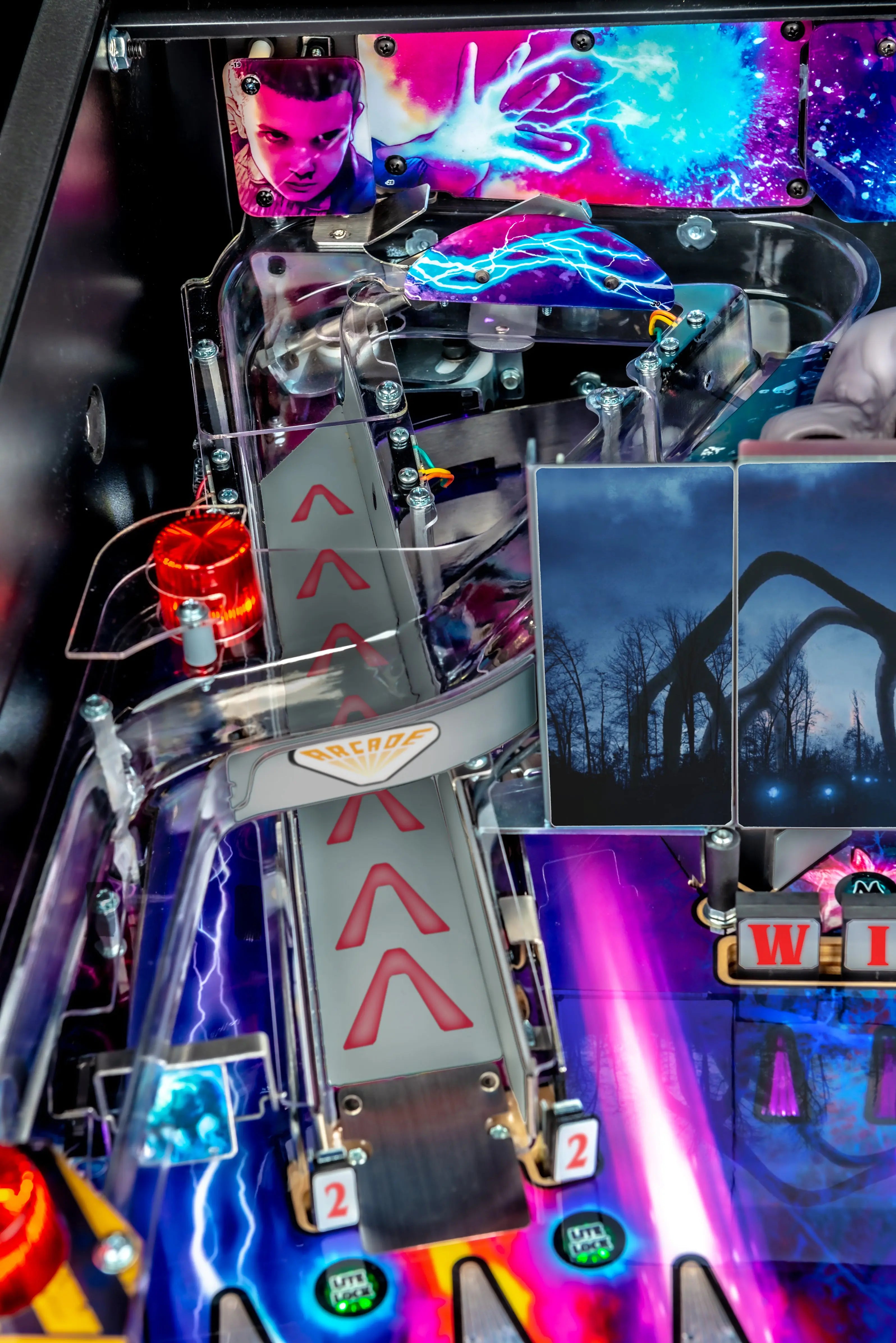 Flipper Stranger Things Premium Stern Pinball